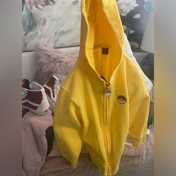 Pokemon Boys' Pikachu Costume Hoodie - Picture 3 of 6